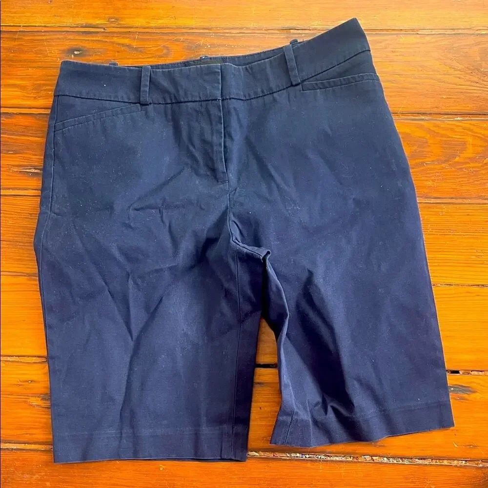 Talbots navy long inseam chino Bermuda dress shorts sz 4